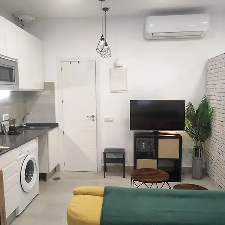 Comfortable Studio In Barrio Salamanca - Bejar Madrid Extérieur photo